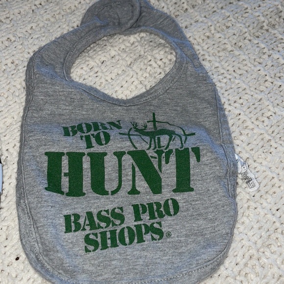 Set of two bibs - Picture 3 of 3